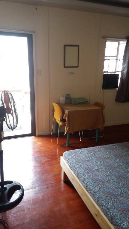 Christopher B&B And Apartments (Adults Only) Paranaque City Exterior photo